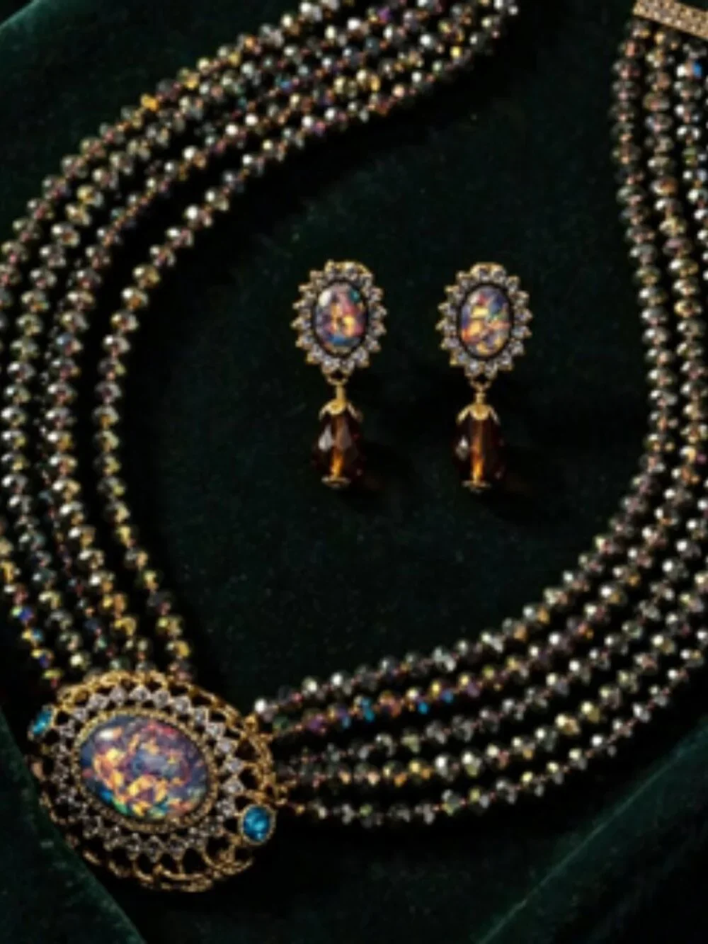💎Royal Amethyst Crystal Statement Necklace and Earring Set - Picture 7 of 7